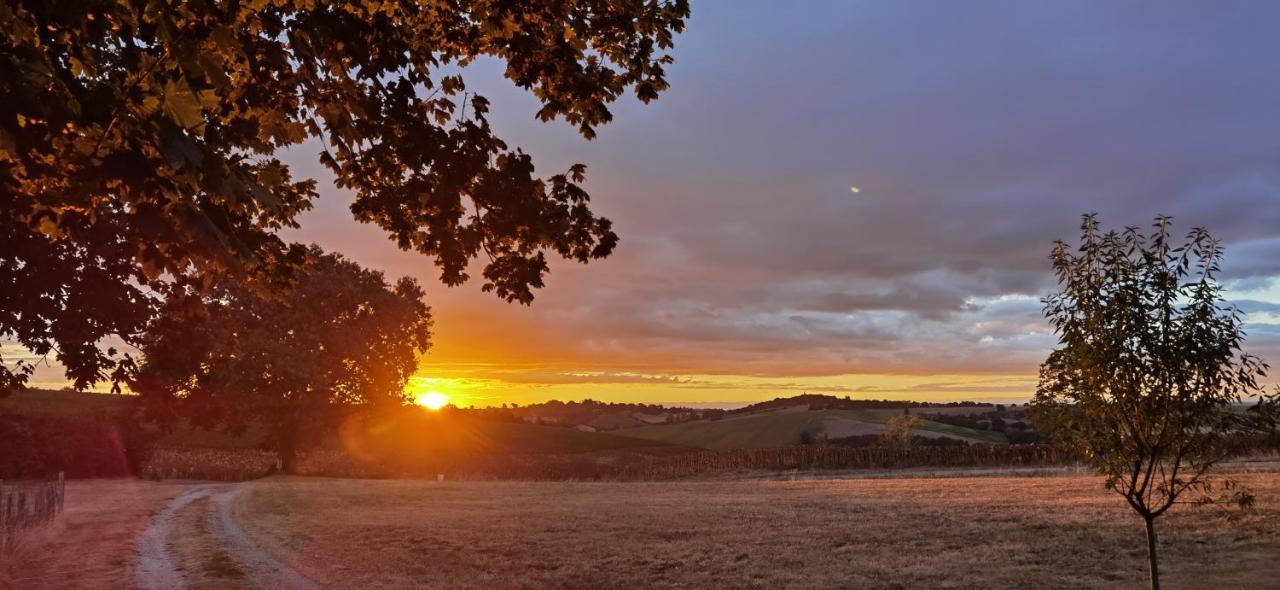 Les Hauts De Grazac, Chambres Et Tables D'Hotes Grazac  Kültér fotó