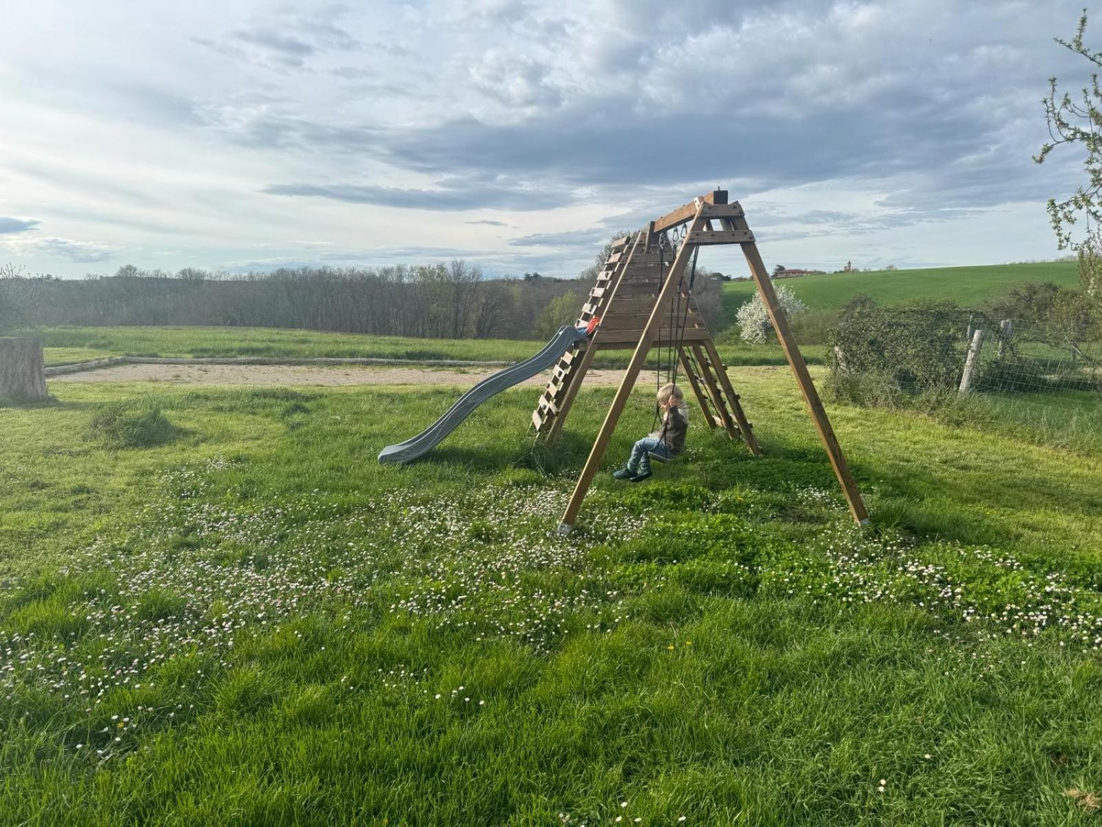 Les Hauts De Grazac, Chambres Et Tables D'Hotes Grazac  Kültér fotó